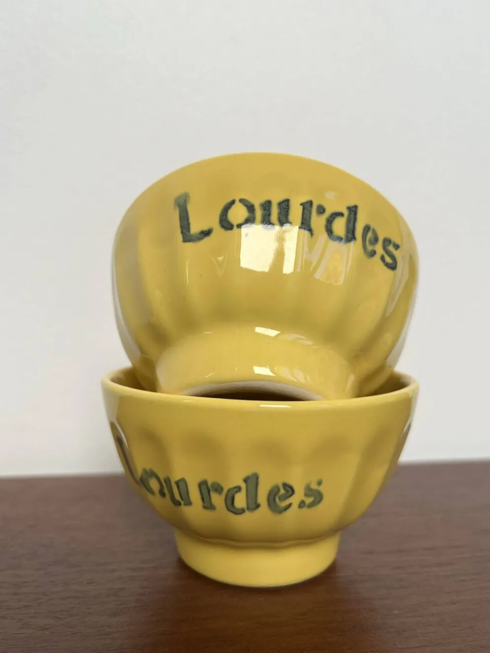 Paire petits bols facettes anciens « Lourdes »