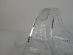 Panier en cristal taillé tchécoslovaque du milieu du XXe siècle