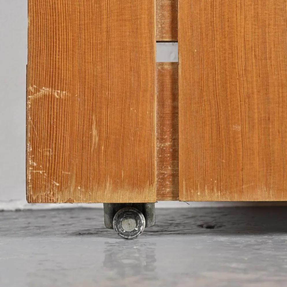 Panneau coulissant, Charlotte Perriand pour l'Hôtel La Cascade, Les Arcs 1600