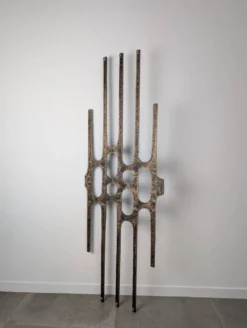 Panneau de porte brutaliste en aluminium moulé, années 1960