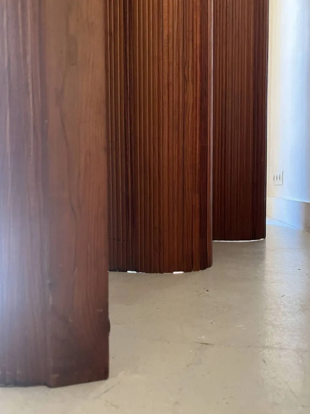 Paravent - claustra modulable en bois dlg Baumann, SNSA design 1950