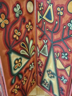 Paravent à décor de fils de laine, art 