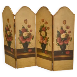Paravent doré à la feuille peinture à l’huile à décor floral patine craquelée XIXème siècle