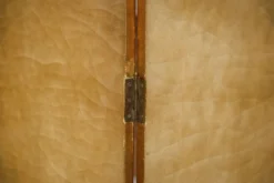 Paravent doré à la feuille peinture à l’huile à décor floral patine craquelée XIXème siècle