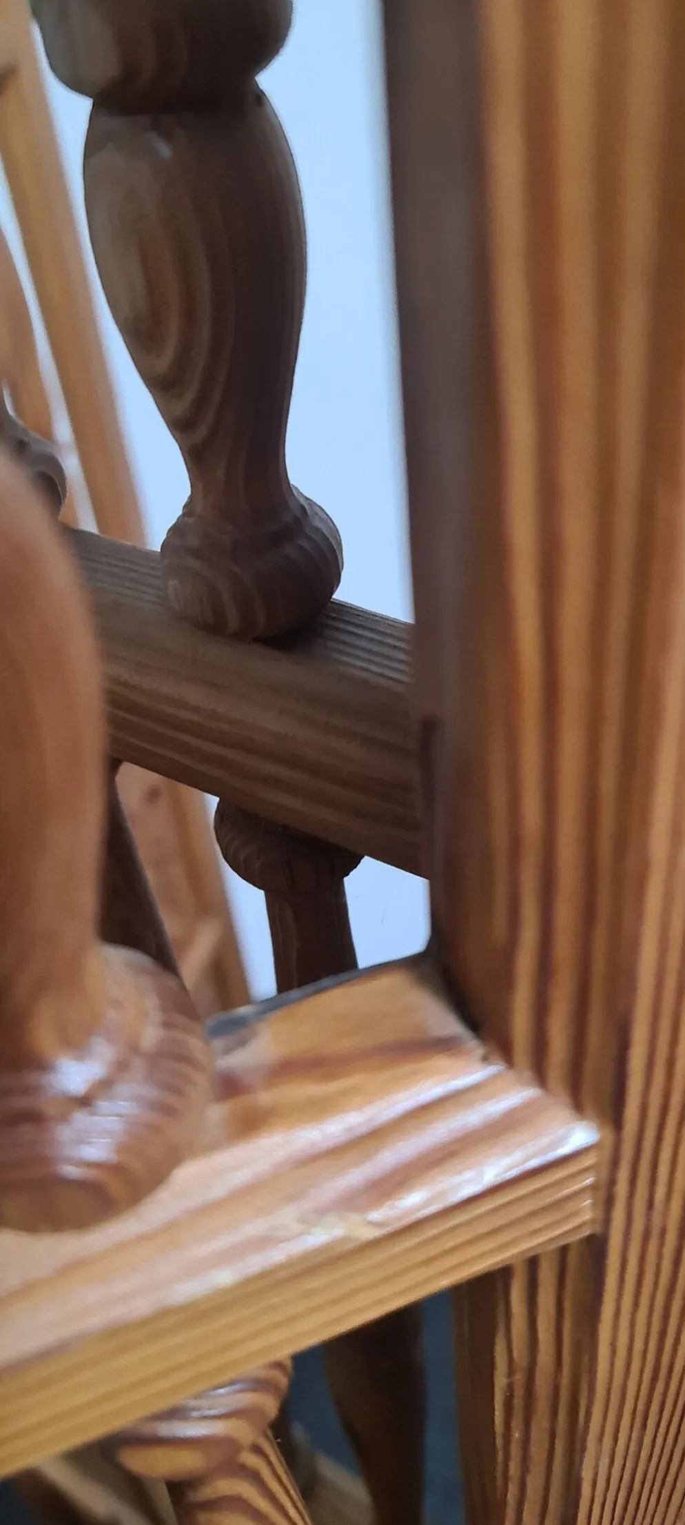 Paravent en bois sculpté vintage