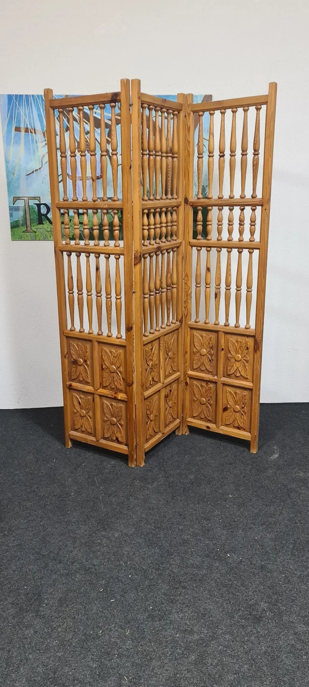 Paravent en bois sculpté vintage