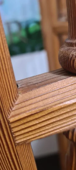 Paravent en bois sculpté vintage