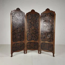 Paravent en cuir doré avec riche sculpture, vers 1860