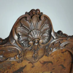Paravent en cuir doré avec riche sculpture, vers 1860