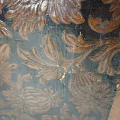 Paravent en cuir doré avec riche sculpture, vers 1860