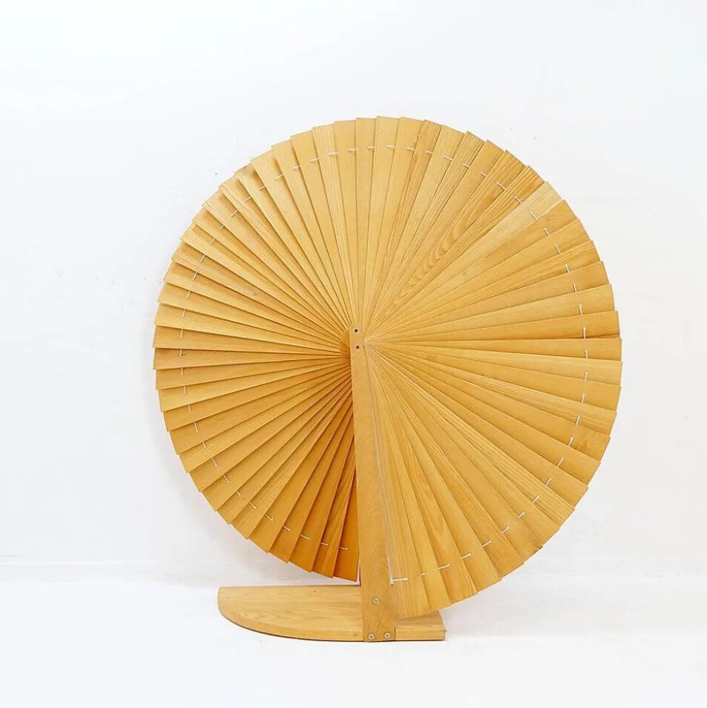 Paravent en pin en forme d'éventail de style moderne, France, années 1970 - Ø 113cm
