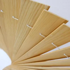 Paravent en pin en forme d'éventail de style moderne, France, années 1970 - Ø 113cm