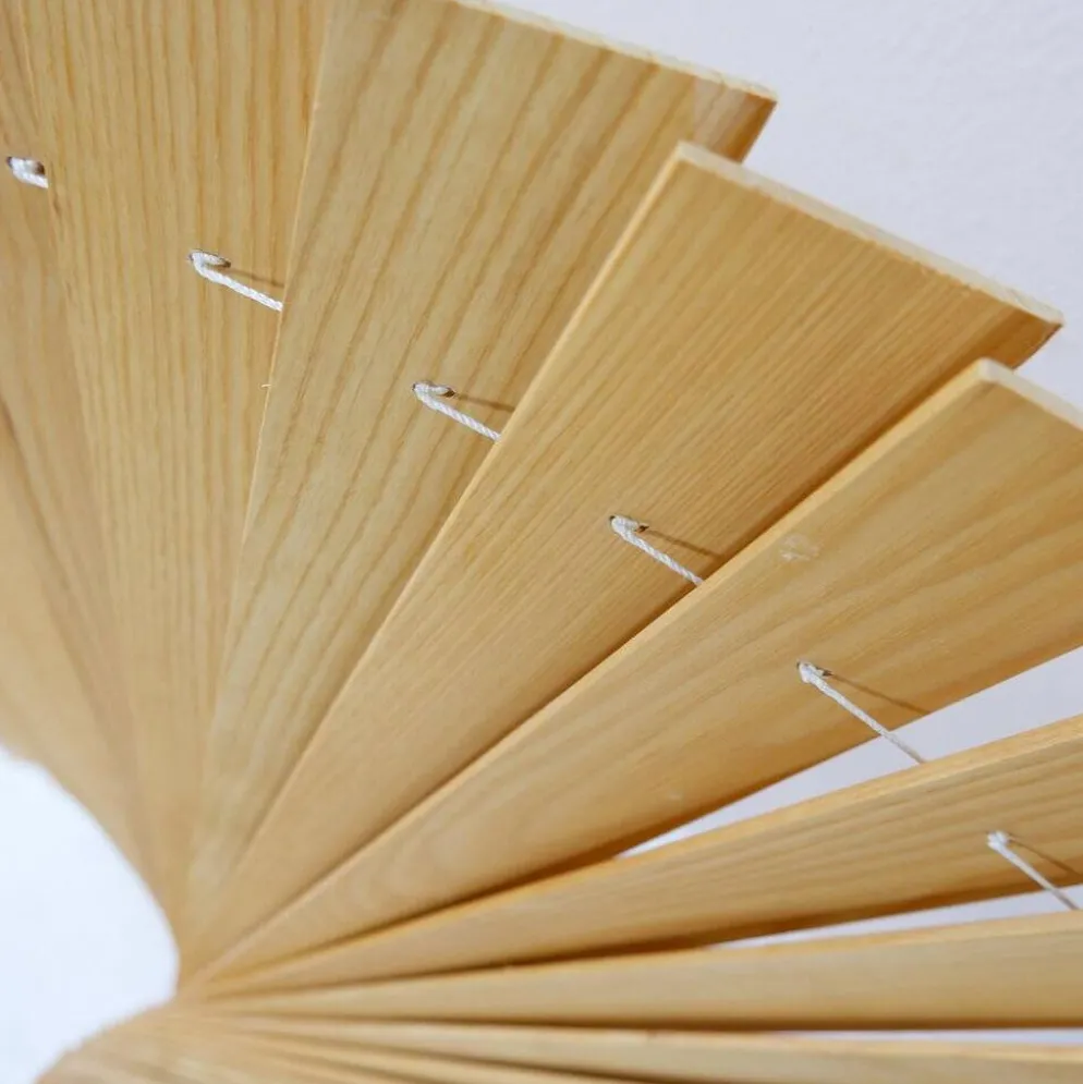 Paravent en pin en forme d'éventail de style moderne, France, années 1970 - Ø 113cm