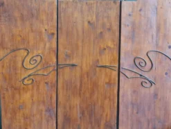 Paravent en sapin à motifs en métal courbé 1900