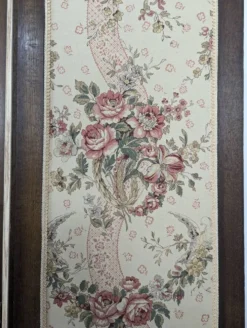 Paravent 4 feuilles en chêne garni de tapisserie fleurie années 30
