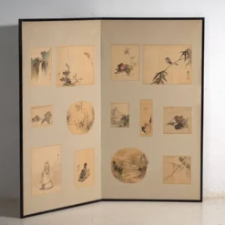 Paravent japonais ancien à deux feuilles avec peintures montées – Japon, vers 1900