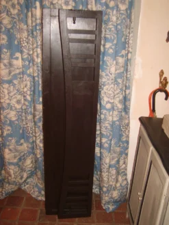 Paravent noir en bois