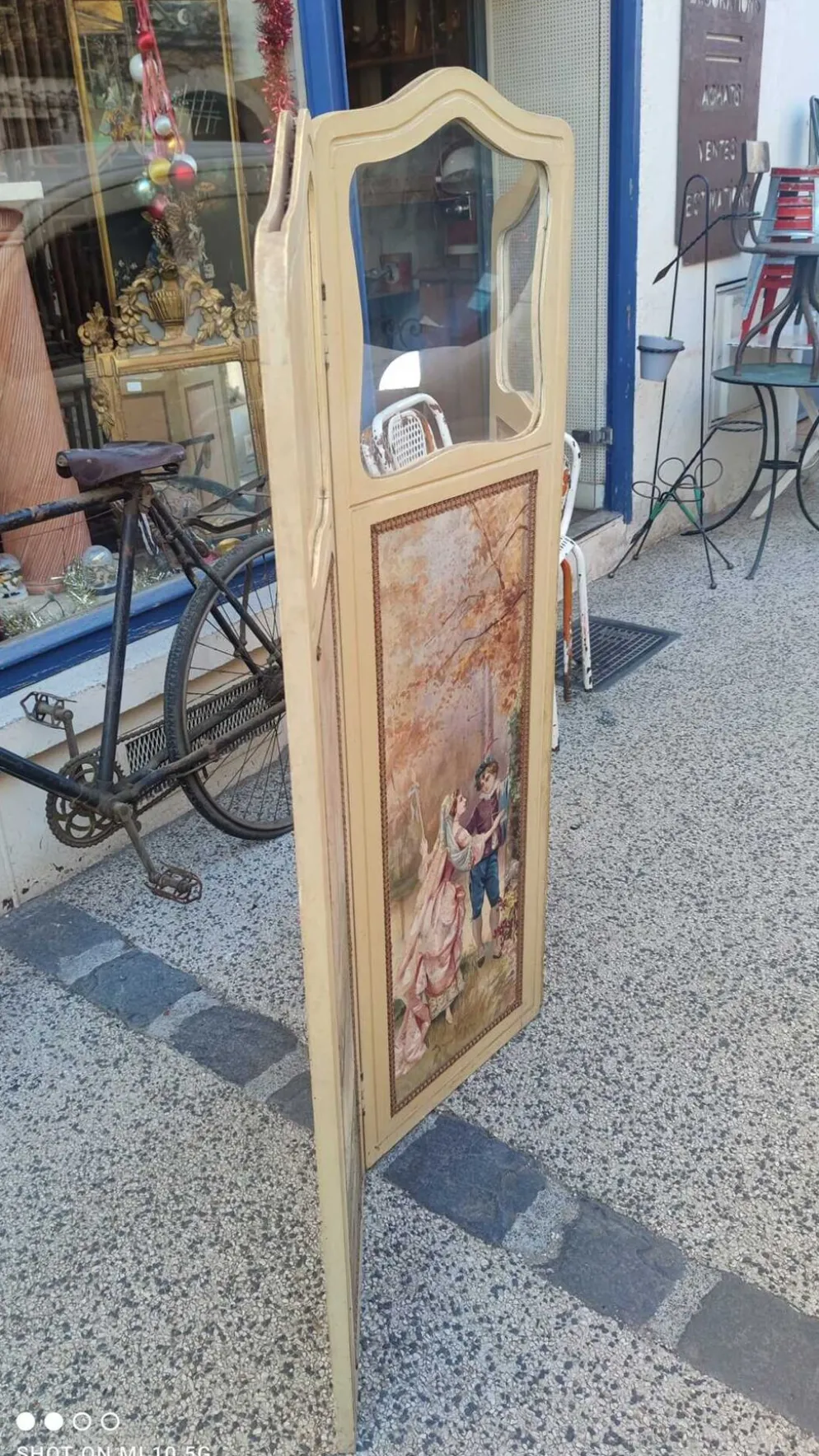 Paravent ou écran en bois peint et toile peinte