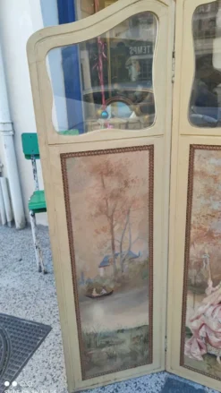 Paravent ou écran en bois peint et toile peinte