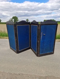Paravent pliable en bois peint noir, 19ème siècle