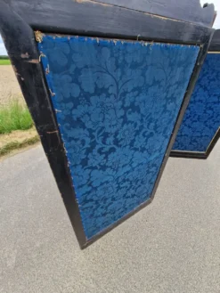 Paravent pliable en bois peint noir, 19ème siècle