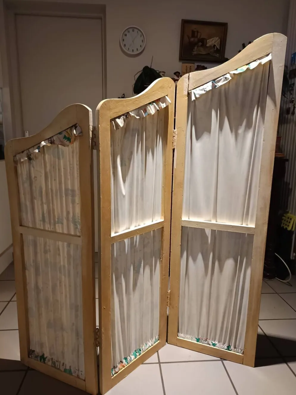 Paravent pour enfant vintage en bois 1950/1960 tissus conte de fées