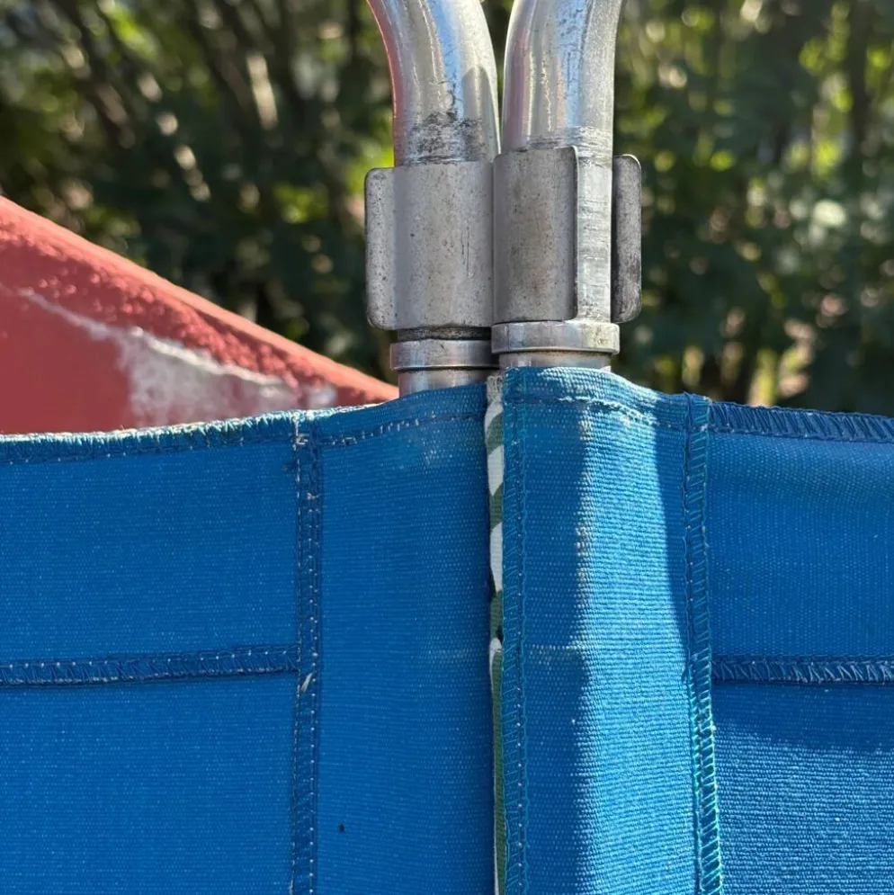 2 paravents 3 panneaux en tube métal et tissu des années 50