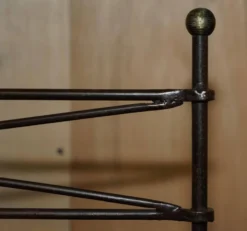Paravent vintage 3 panneaux en fer forgé, bergère et bois dur