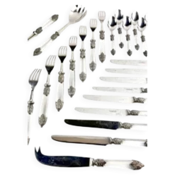Partie de menagere en métal argenté ,plexiglass et inox