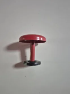 patere porte manteau vintage en metal rouge