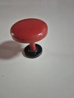 patere porte manteau vintage en metal rouge