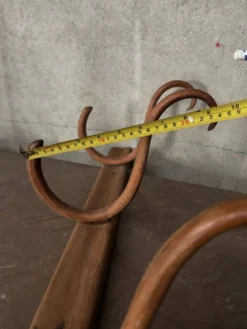 Patère ancienne bois courbé Fischel