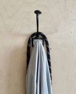 Patère ancienne en métal