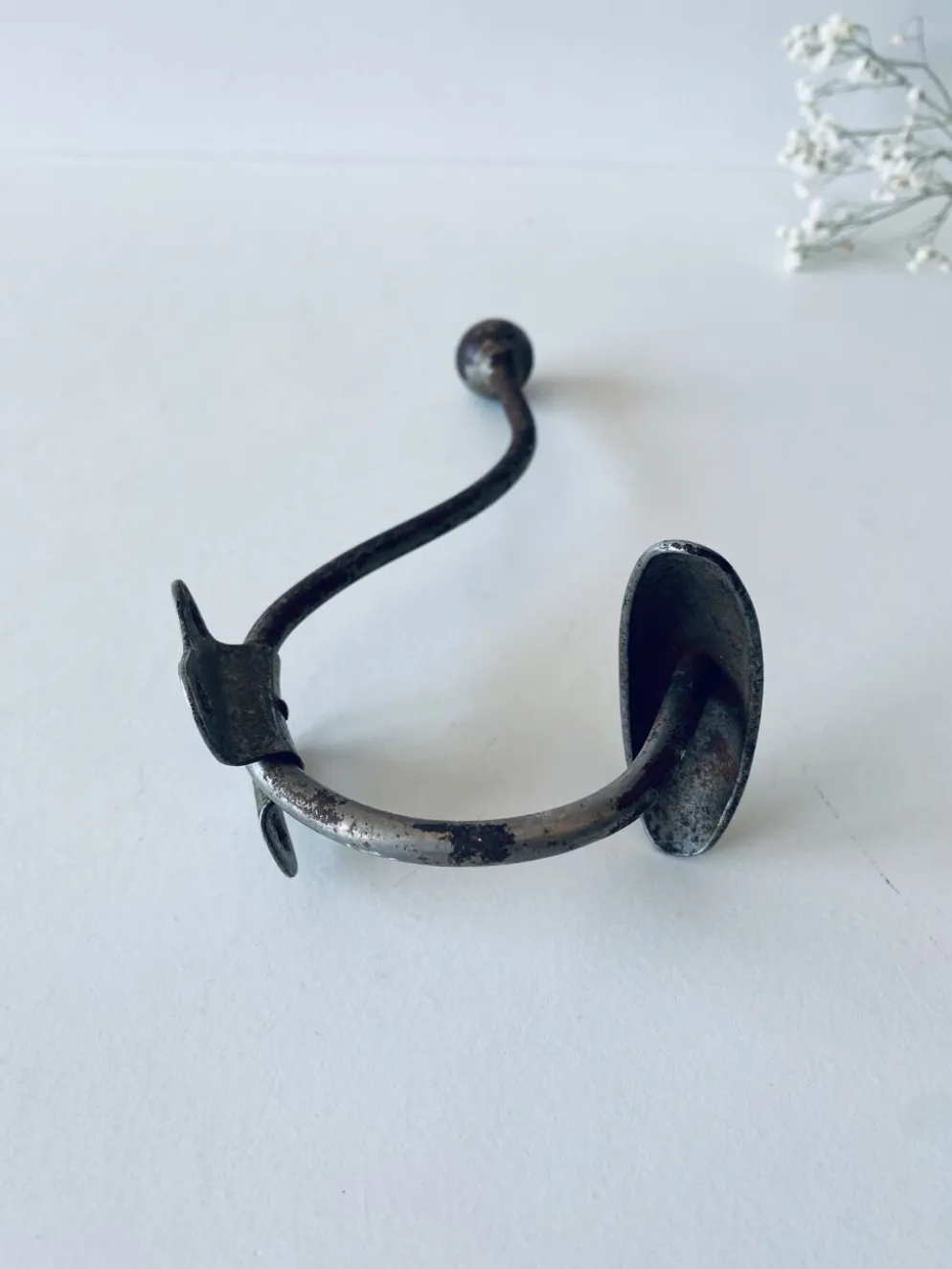 Patère ancienne en métal