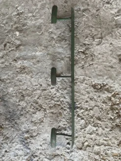 Patère ancienne, porte-manteau mural en métal vert, années 50