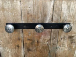 Patère ancienne, porte-manteau en métal noir et chromé vintage