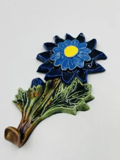 Patère crochet fleur en céramique belge André Bayer