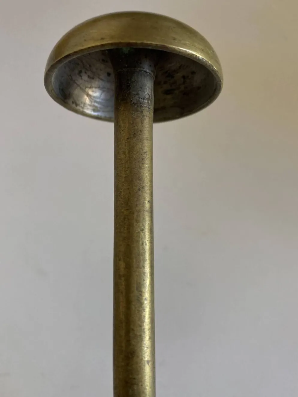 Patère de campagne 1930 en laiton doré patiné