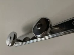 patère de salle de bain de palace chromée art déco 57cm