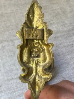 Patère en bronze fin XIXe