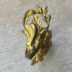 Patère en bronze fin XIXe