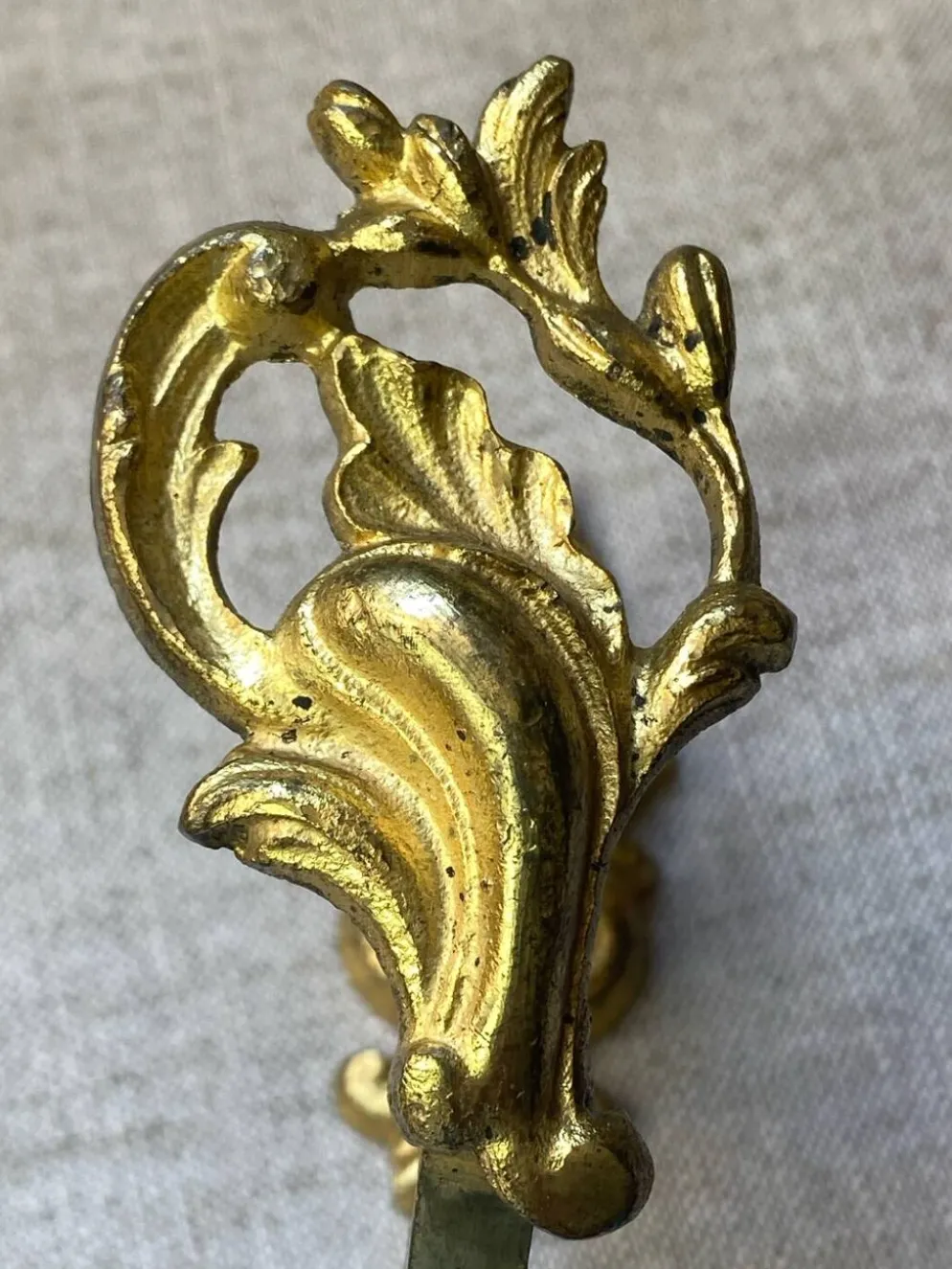 Patère en bronze fin XIXe