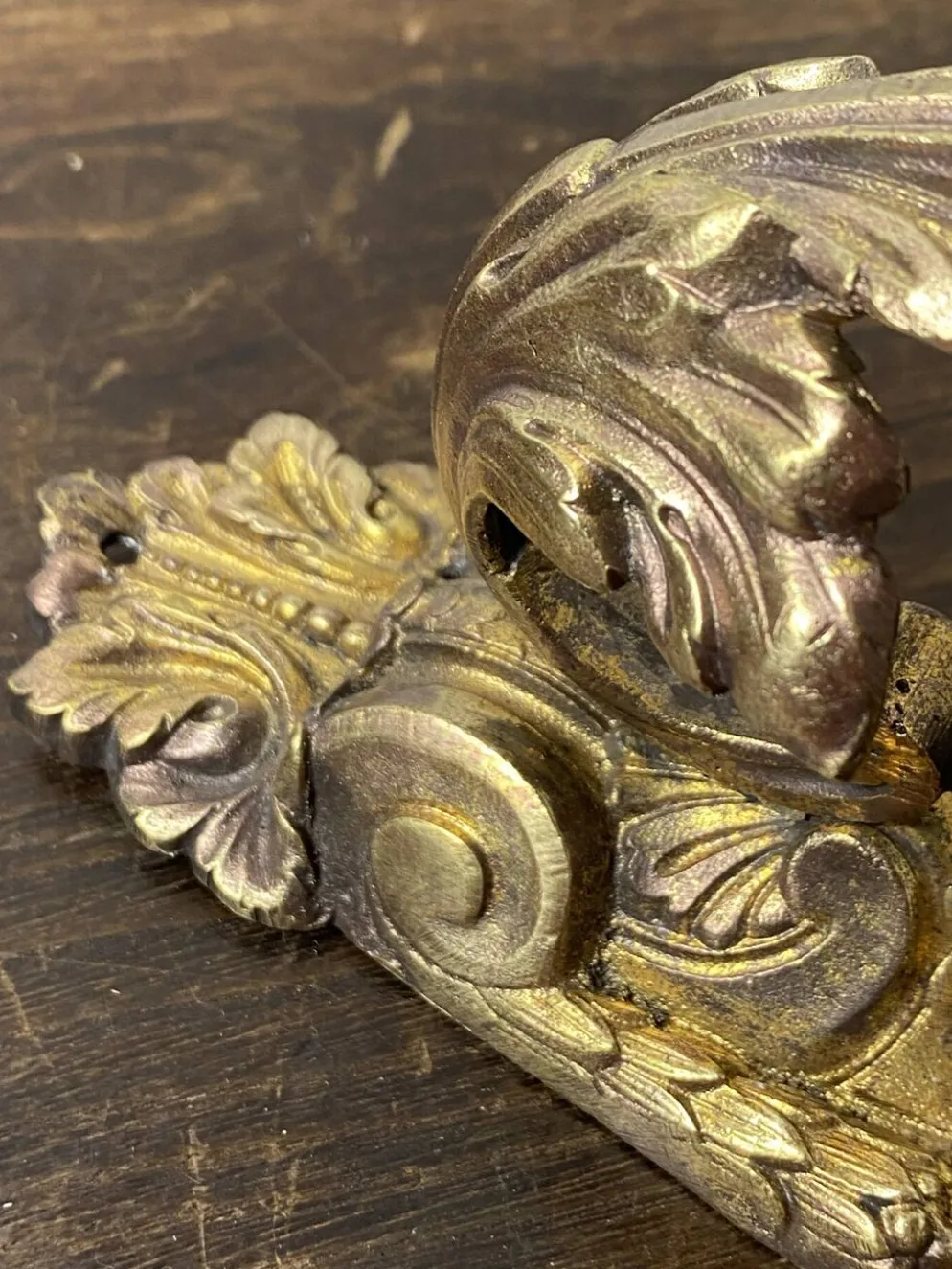 Patère en bronze, XIXe