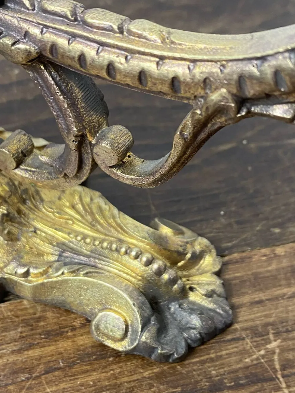 Patère en bronze, XIXe