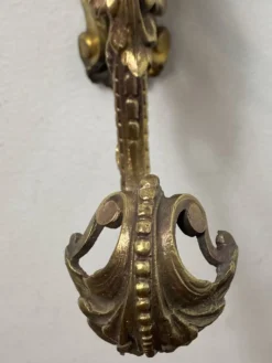 Patère en bronze, XIXe
