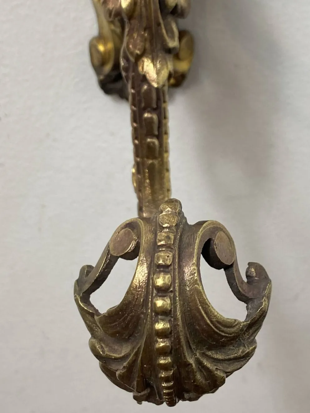 Patère en bronze, XIXe