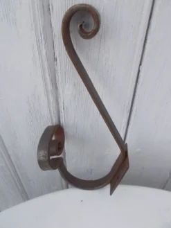 Patère en fer forgé