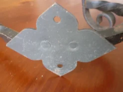 Patère en fer torsadé