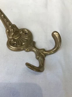 Patère en laiton