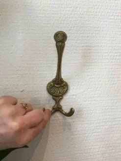 Patère en laiton